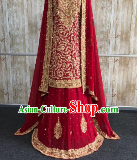 South Asia Pakistan Hui Nationality Islam Bride Red Costumes Traditional Pakistani Wedding Luxury Embroidered Dress for Women