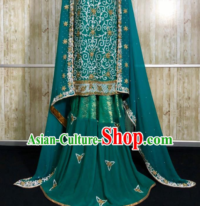 South Asia Pakistan Islam Bride Peacock Green Costumes Traditional Pakistani Hui Nationality Wedding Luxury Embroidered Dress for Women South Asia Pakistan Islam Bride Peacock Green Costumes Traditional Pakistani Hui Nationality Wedding Luxury Embroidered Dress for Women