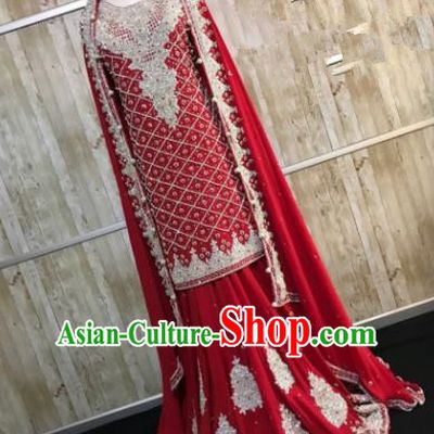 Asian  Indian Court Queen Wedding Embroidered Dark Red Dress Traditional   India Hui Nationality Bride Costumes for Women