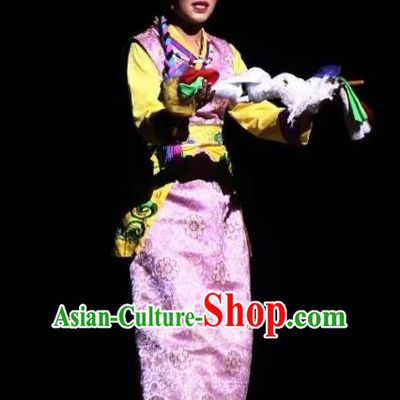 Lang SaWenBo Traditional Chinese Tibetan Nationality Dance Pink Costume and Headwear for Women