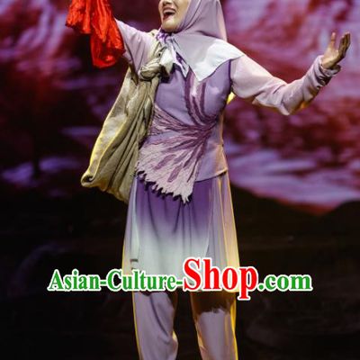 Flowers and Trumpeter Traditional Chinese Hui Nationality Purple Dress Stage Show Costume and Headwear for Women
