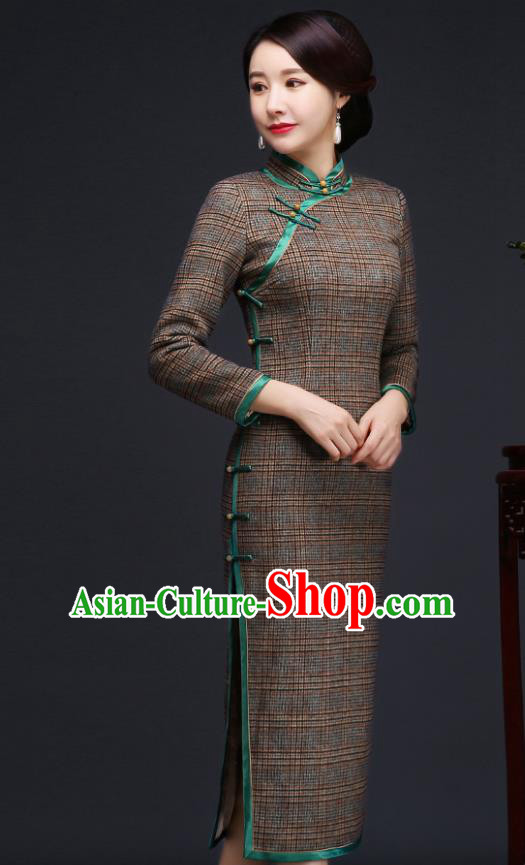 Traditional Chinese Grey Woolen Cheongsam Mother Tang Suit Qipao Dress for Women Traditional Chinese Grey Woolen Cheongsam Mother Tang Suit Qipao Dress for Women