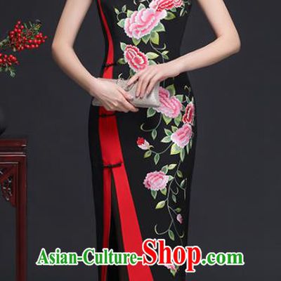 Traditional Chinese Embroidered Peony Black Silk Cheongsam Mother Tang Suit Qipao Dress for Women