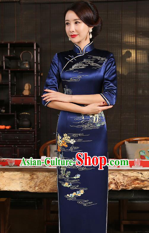 Traditional Chinese Embroidered Royalblue Silk Cheongsam Mother Tang Suit Qipao Dress for Women Traditional Chinese Embroidered Royalblue Silk Cheongsam Mother Tang Suit Qipao Dress for Women