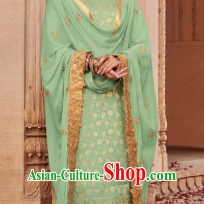 Asian Indian Punjabis Bride Green Blouse and Pants India Traditional Lehenga Choli Costumes Complete Set for Women