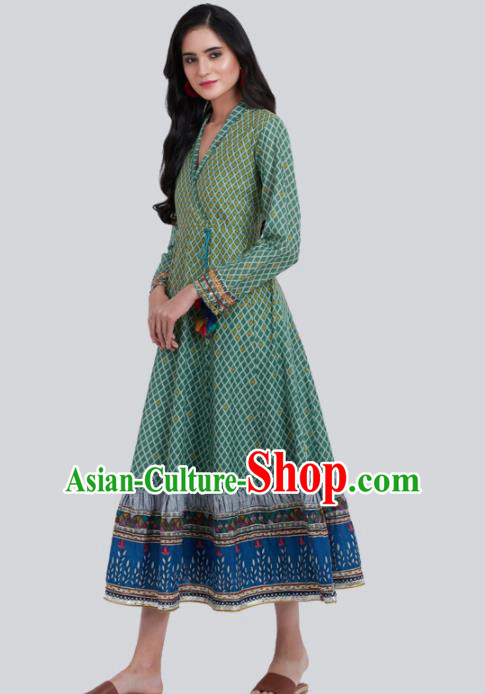 Asian Indian Bollywood Green Dress India Traditional Costumes for Women