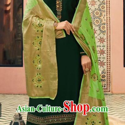Indian Traditional Embroidered Deep Green Satin Blouse and Loose Pants India Punjabis Lehenga Choli Costumes Complete Set for Women