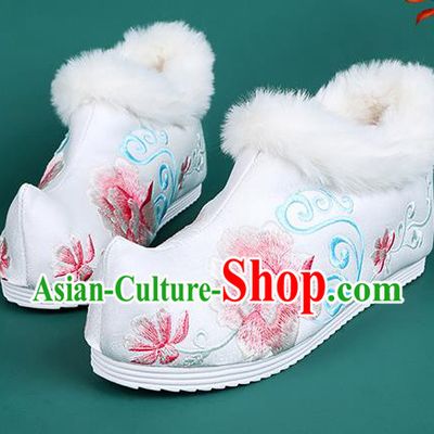 Chinese Traditional Winter White Ankle Boots Hanfu Shoes Embroidered Boots for Women