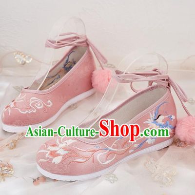 Traditional Chinese Embroidered Phoenix Pink Shoes Hanfu Shoes National Shoes for Women
