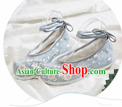 Traditional Chinese National Winter Shoes Embroidered Grey Shoes Hanfu Shoes for Women Traditional Chinese National Winter Shoes Embroidered Grey Shoes Hanfu Shoes for Women