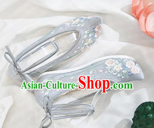 Traditional Chinese National Winter Shoes Embroidered Grey Shoes Hanfu Shoes for Women Traditional Chinese National Winter Shoes Embroidered Grey Shoes Hanfu Shoes for Women