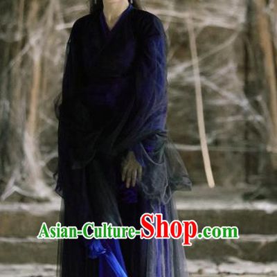 Chinese Novoland Eagle Flag Ancient Drama Female Swordsman Yu Ran Replica Costumes and Headpiece for Women