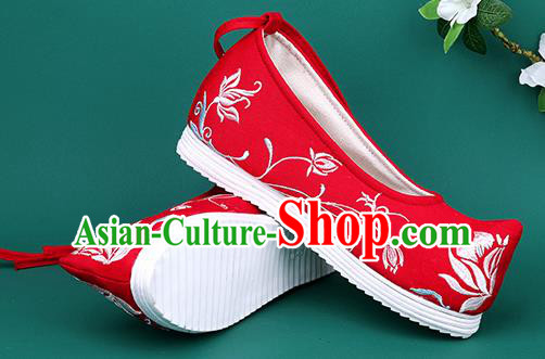 Chinese Wedding Embroidered Chrysanthemum Red Shoes Traditional Hanfu Shoes Princess Shoes for Women Chinese Wedding Embroidered Chrysanthemum Red Shoes Traditional Hanfu Shoes Princess Shoes for Women