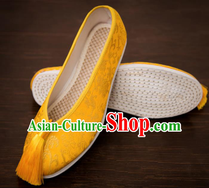 Traditional Chinese Handmade Hanfu Shoes Yellow Tassel Embroidered Shoes Satin Shoes for Women Traditional Chinese Handmade Hanfu Shoes Yellow Tassel Embroidered Shoes Satin Shoes for Women