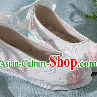 Chinese Handmade Embroidered Mandarin Duck Lotus White Shoes Traditional Ming Dynasty Hanfu Shoes Princess Shoes for Women