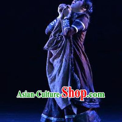 Lady Zhaojun Chinese Mongol Nationality Dress Stage Performance Dance Costume and Headpiece for Women
