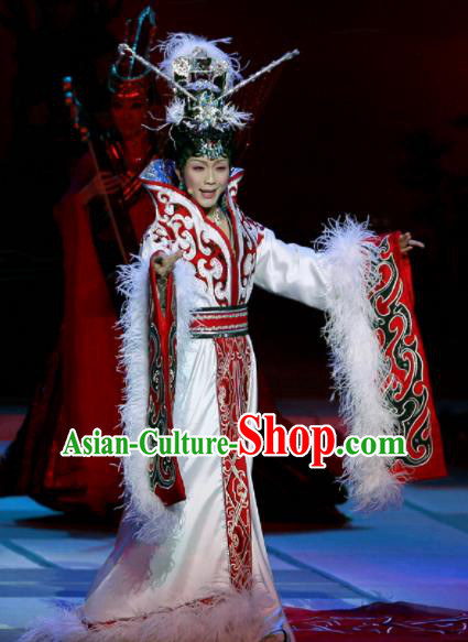 Traditional Chinese Ancient Spring and Autumn Period Imperial Concubine Xi Shi Historical Costume Traditional Chinese Ancient Spring and Autumn Period Imperial Concubine Xi Shi Historical Costume