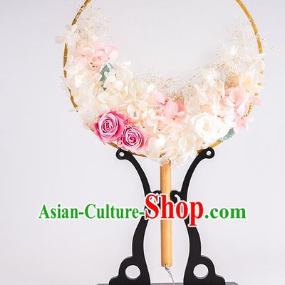 Chinese Ancient Bride White Flowers Round Fans Traditional Wedding Classical Palace Fans for Women
