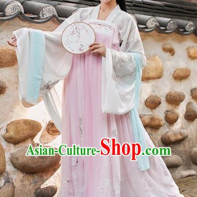 Chinese Traditional Tang Dynasty Historical Costume Ancient Aristocratic Lady Embroidered Hanfu Dress for Women