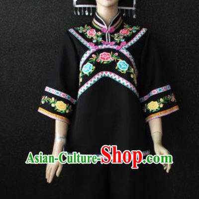 Chinese Traditional Buyei Nationality Black Dress Ethnic Bride Folk Dance Costume for Women
