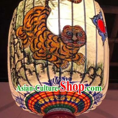 Chinese Traditional New Year Hanging Lantern Handmade Painting Tiger Palace Lanterns