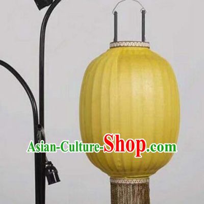 Chinese Traditional Yellow Hanging Lantern Handmade New Year Palace Lanterns