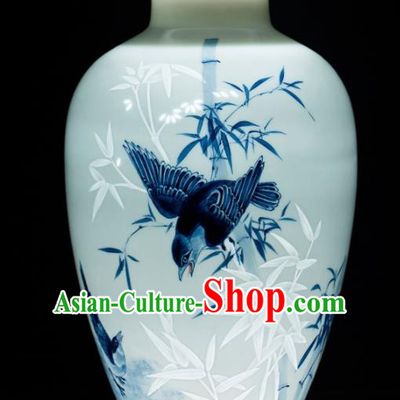 Chinese Jingdezhen Ceramic Enamel Vase Handicraft Traditional Porcelain Vase