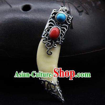 Chinese Traditional Mongolian Ethnic Sliver Accessories Handmade Mongol Nationality Wolf Tooth Necklace Pendant for Women