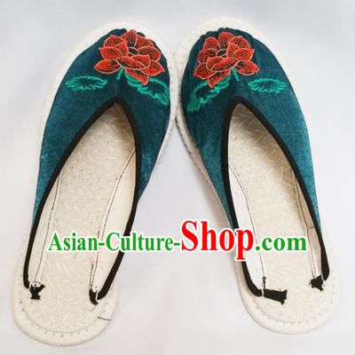 Chinese Ancient Princess Slippers Traditional Embroidered Lotus Deep Green Satin Shoes Hanfu Shoes for Women