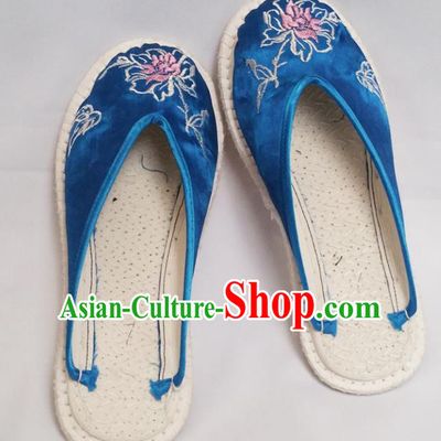 Chinese Ancient Princess Blue Satin Slippers Traditional Embroidered Peony Shoes Hanfu Shoes for Women