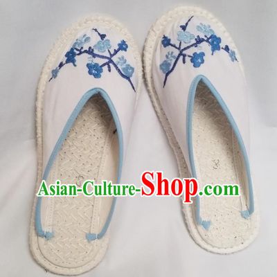 Chinese Ancient Princess White Slippers Traditional Embroidered Shoes Hanfu Shoes for Women
