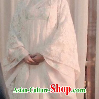 Traditional Chinese Ancient Imperial Consort White Hanfu Dress Tang Dynasty Palace Lady Embroidered Historical Costume for Women