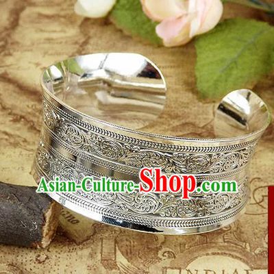 Top Grade Chinese Traditional Ethnic Accessories Sliver Carving Wide Bracelet for Women