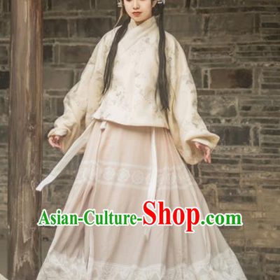 Chinese Traditional Ming Dynasty Nobility Lady Hanfu Dress Ancient Princess Embroidered Costume for Women