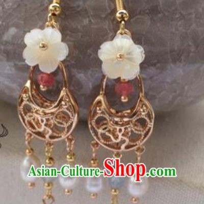 Chinese Ancient Princess Shell Flower Ear Accessories Traditional Hanfu Pearls Tassel Earrings for Women