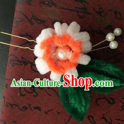 Traditional Chinese Qing Dynasty White Velvet Chrysanthemum Hairpins Handmade Ancient Palace Hair Accessories for Women