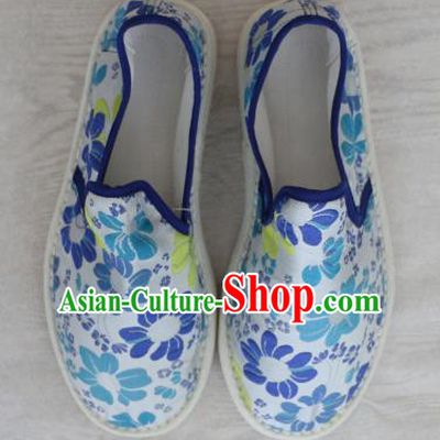 Chinese Handmade Printing Blue Flowers Cloth Shoes Traditional National Shoes Ancient Princess Hanfu Shoes for Women