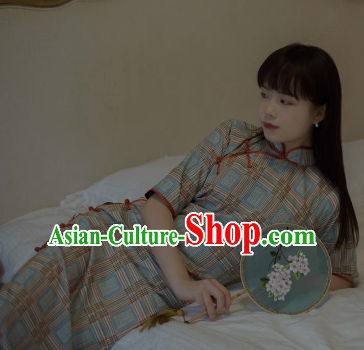 Chinese Classical National Green Linen Cheongsam Traditional Tang Suit Qipao Dress for Women Chinese Classical National Green Linen Cheongsam Traditional Tang Suit Qipao Dress for Women
