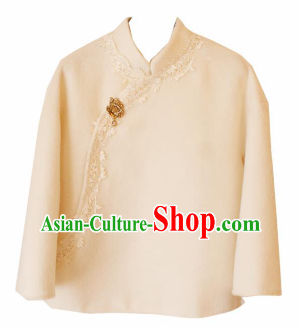 Chinese National Classical White Blouse Traditional Tang Suit Upper Outer Garment for Women Chinese National Classical White Blouse Traditional Tang Suit Upper Outer Garment for Women