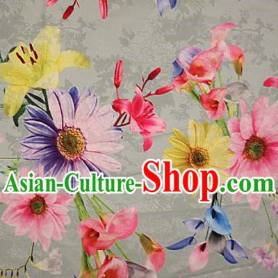 Chinese Traditional Fabric Classical Daisy Pattern Design White Brocade Cheongsam Satin Material Silk Fabric