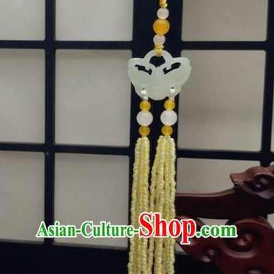 Traditional Chinese Ancient Jade Butterfly Brooch Handmade Hanfu Palace Breastpin Tassel Pendant for Women