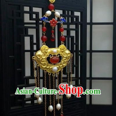 Traditional Chinese Ancient Agate Golden Brooch Handmade Hanfu Palace Breastpin Tassel Pendant for Women