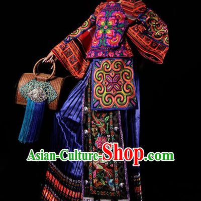 Chinese National Miao Nationality Embroidered Clothing Traditional Ethnic Costume for Women