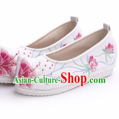 Chinese Traditional Hanfu Shoes Embroidered Peach Blossom White Shoes Handmade Ancient Princess Shoes for Women