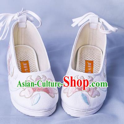 Chinese Traditional White Embroidered Shoes Hanfu Cloth Shoes Handmade Ancient Princess Shoes for Women
