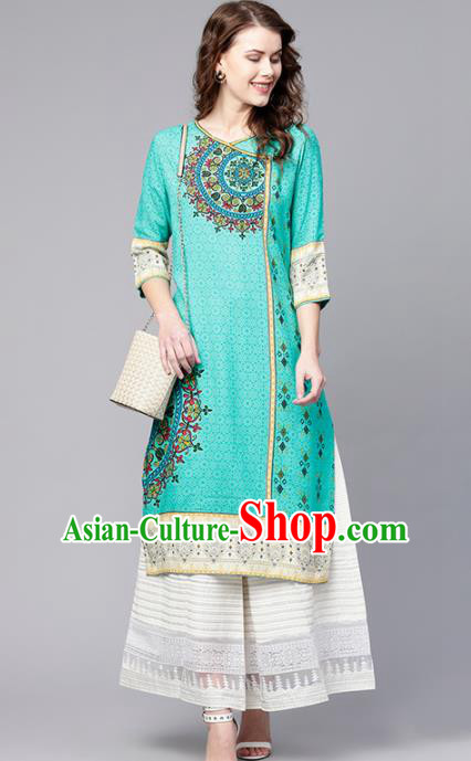 Asian India Traditional Informal Costumes South Asia Indian National Green Blouse and Dress for Women Asian India Traditional Informal Costumes South Asia Indian National Green Blouse and Dress for Women