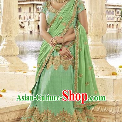 Asian India Traditional Bride Embroidered Light Green Sari Dress Indian Bollywood Court Queen Costume Complete Set for Women