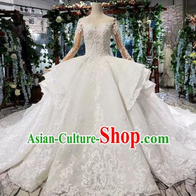 Top Grade Customize Bride Embroidered White Lace Trailing Full Dress Court Princess Wedding Costume for Women