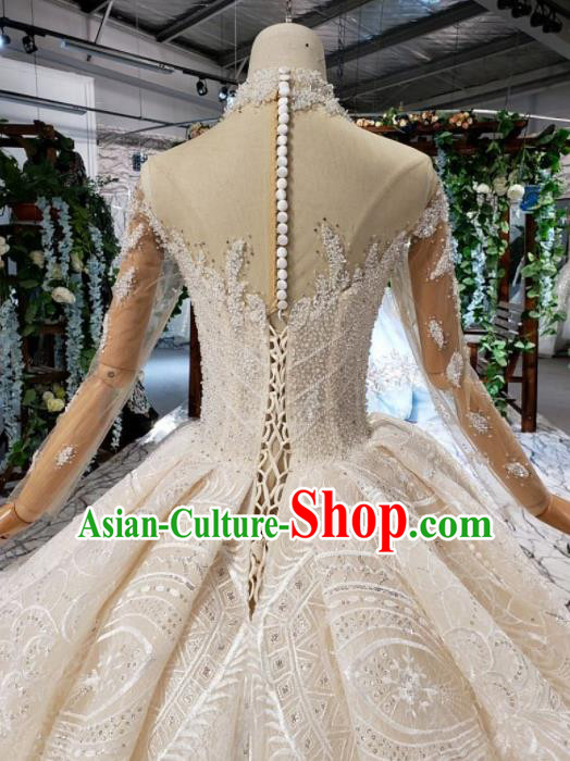 Handmade Customize Bride Embroidered Beads Trailing Full Dress Court Princess Wedding Costume for Women