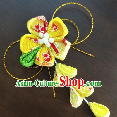 Traditional Japan Geisha Yellow Sakura Tassel Hair Claw Japanese Kimono Hair Accessories for Women